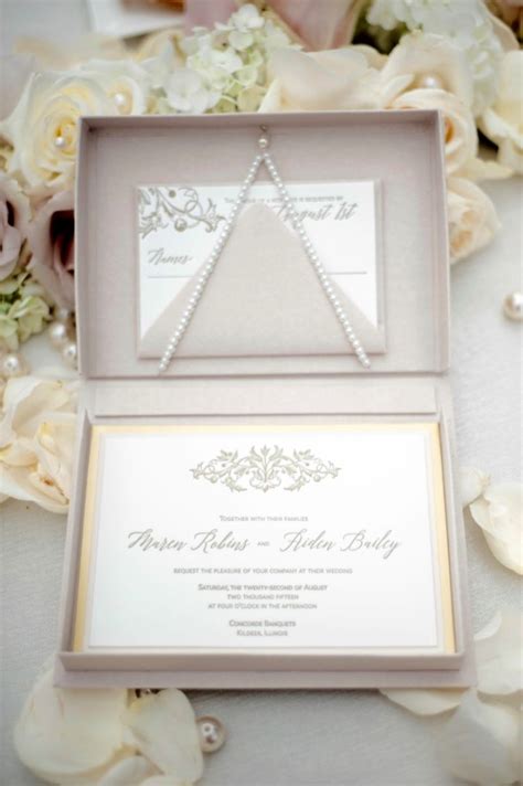 elegant high end wedding invitations.